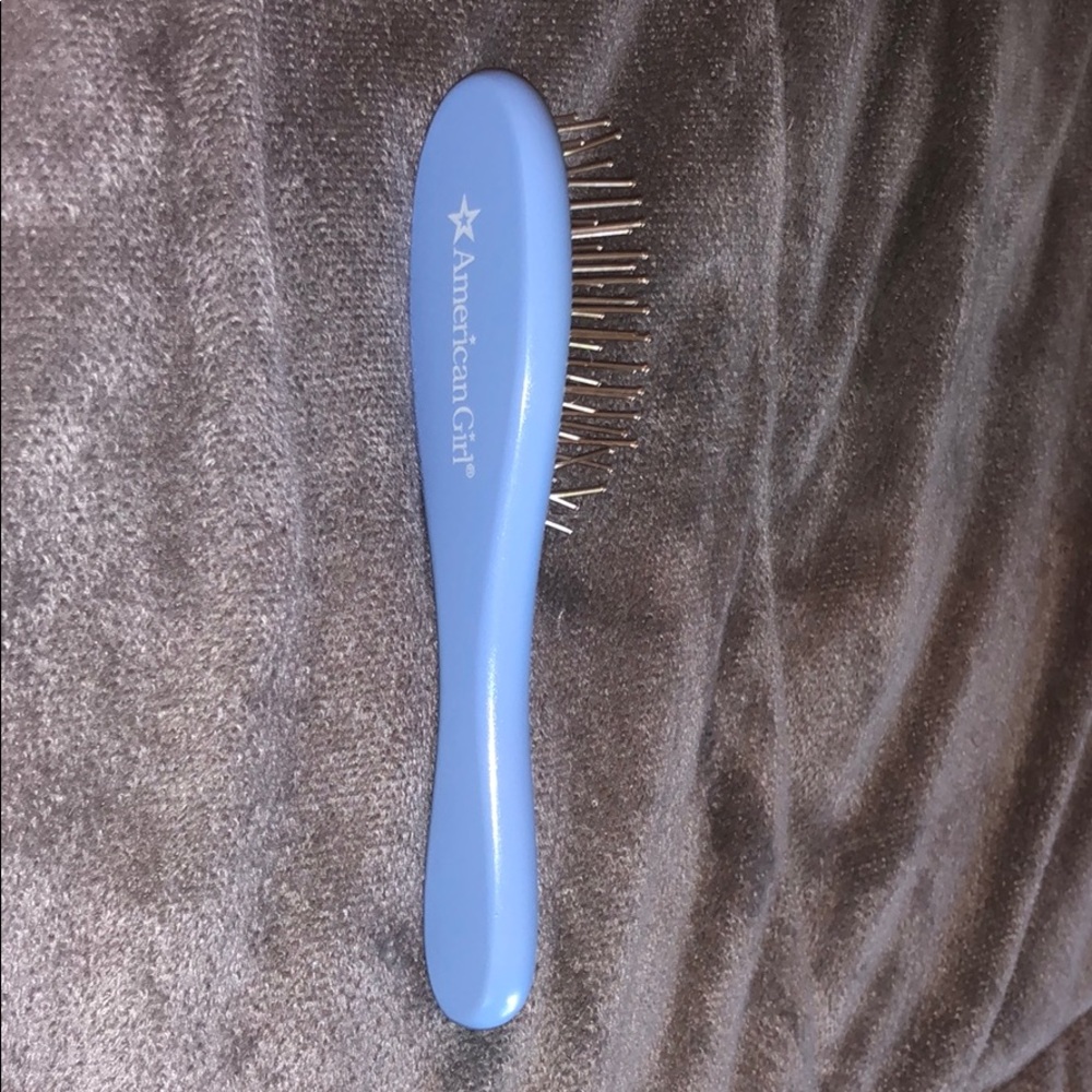 American girl doll hair brush